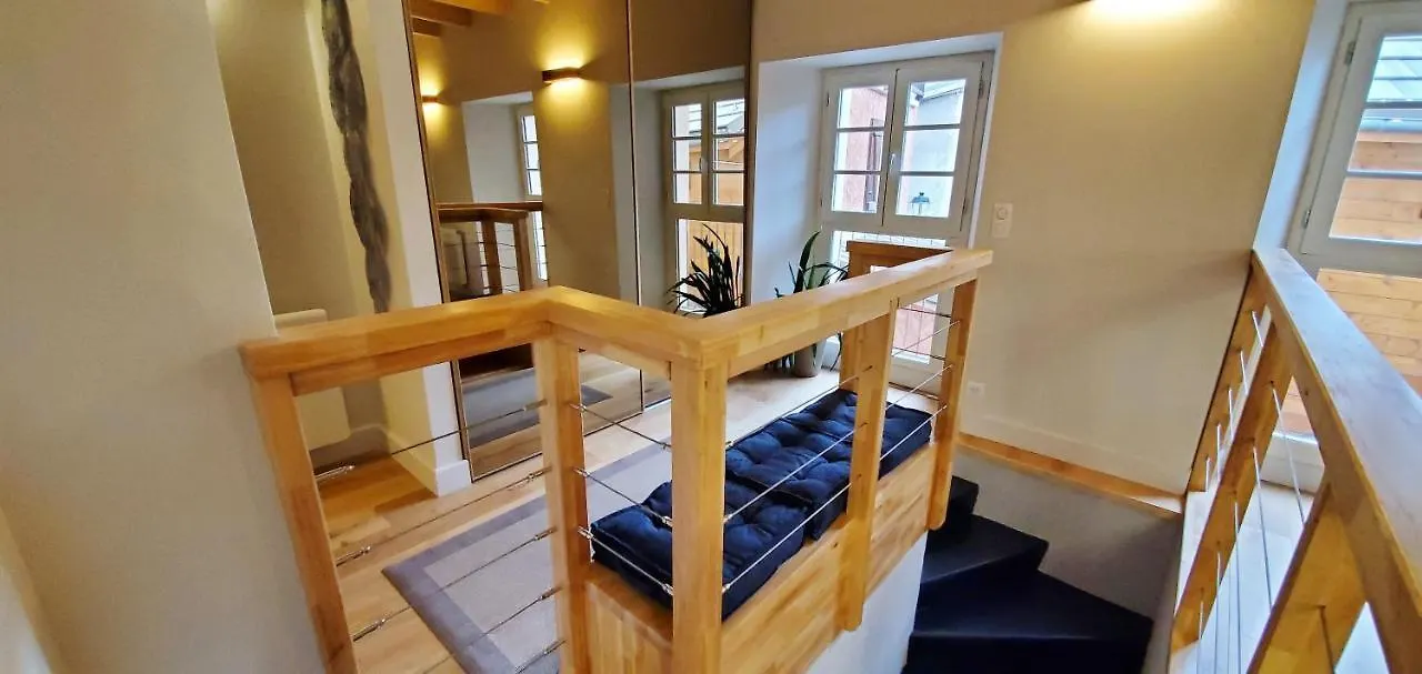 Apartment L'Hivernet, Grand Triplex Neuf Au Coeur D'Embrun Acces Facile France